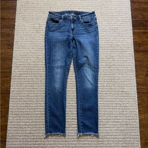 Lucky Brand Women's Dark Blue Skinny Jeans. Size 6/28